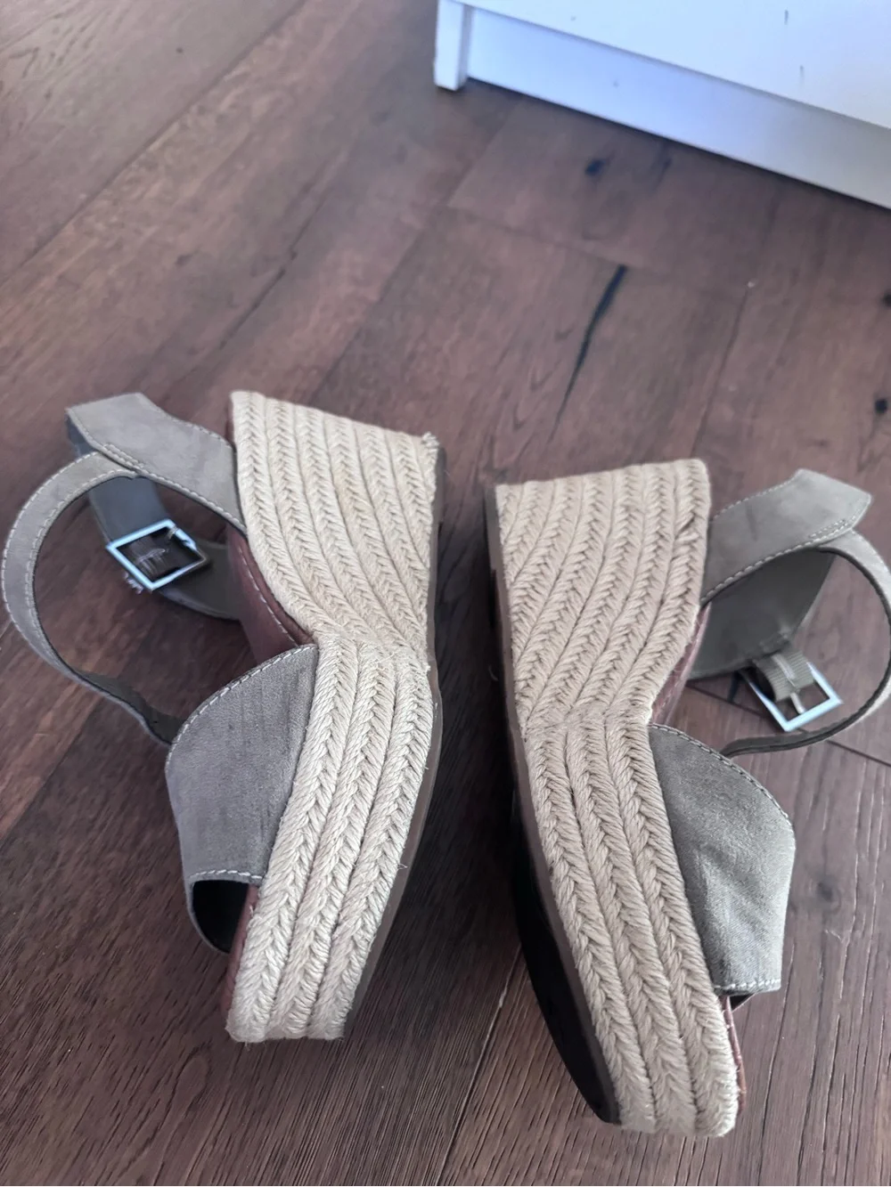 Circus by Sam Edelman taupe suede